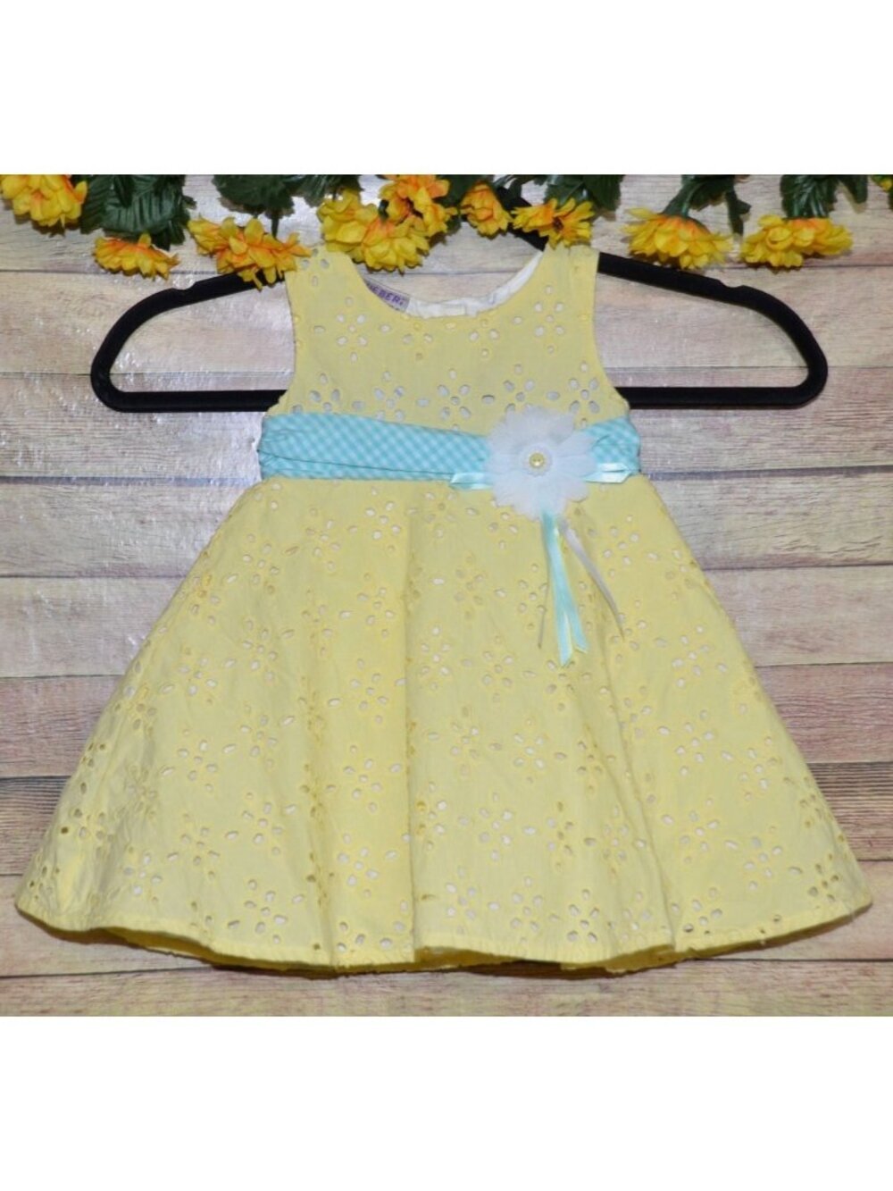 NWT Blueberi Boulevard Girls 12M Yellow Eyelet Lace Summer Dress Daisy Accent